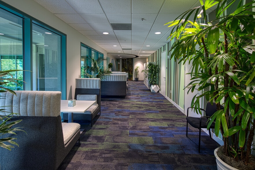 More Photos Of 111 McInnis Pky, San Rafael Office For Sale