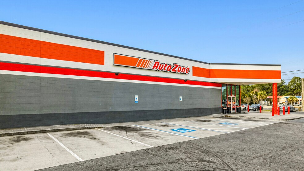 More Photos Of 8385 Patriot Blvd, Charleston Freestanding For Sale