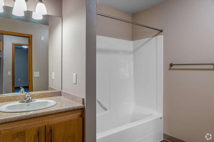 More Photos Of 2926 SW 4th Ave, Portland Apartments For Sale