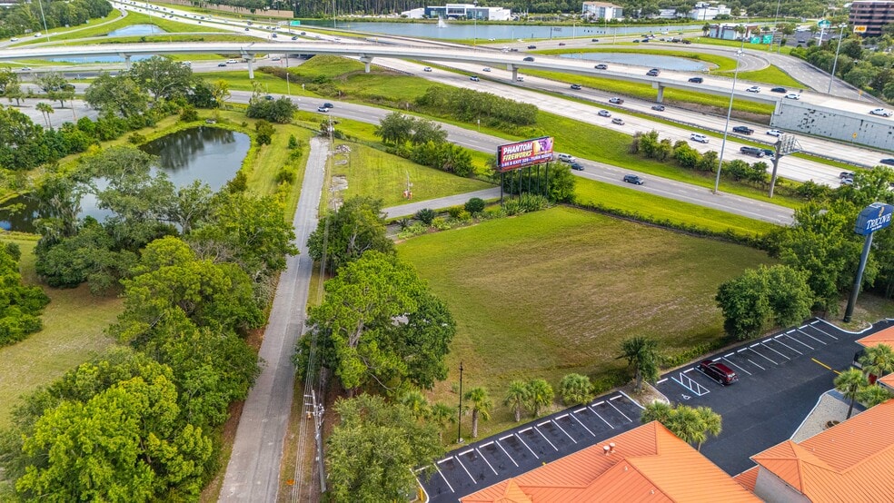 More Photos Of 4402 Old Salisbury Rd, Jacksonville Office For Sale