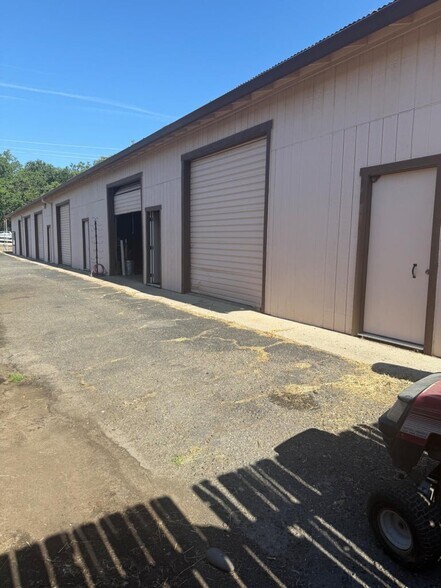 Primary Photo Of 9527 Deschutes Rd, Palo Cedro Warehouse For Lease