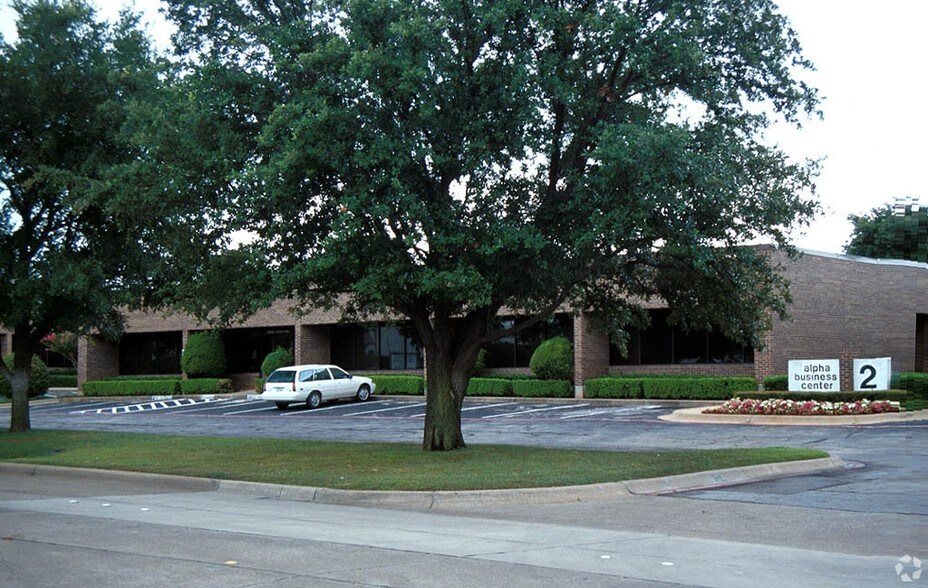 More Photos Of 4300 Alpha Rd, Dallas Unknown For Lease