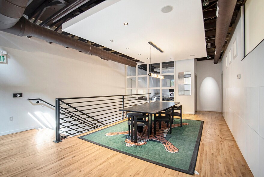 More Photos Of 931 Santa Fe Dr, Denver Storefront Retail Office For Lease
