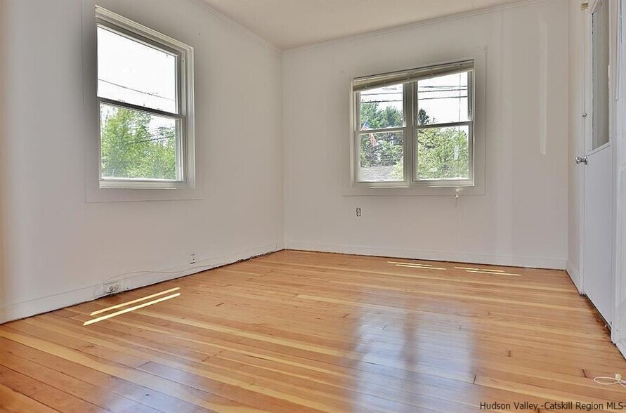 More Photos Of 235 Main St, New Paltz Apartments For Sale