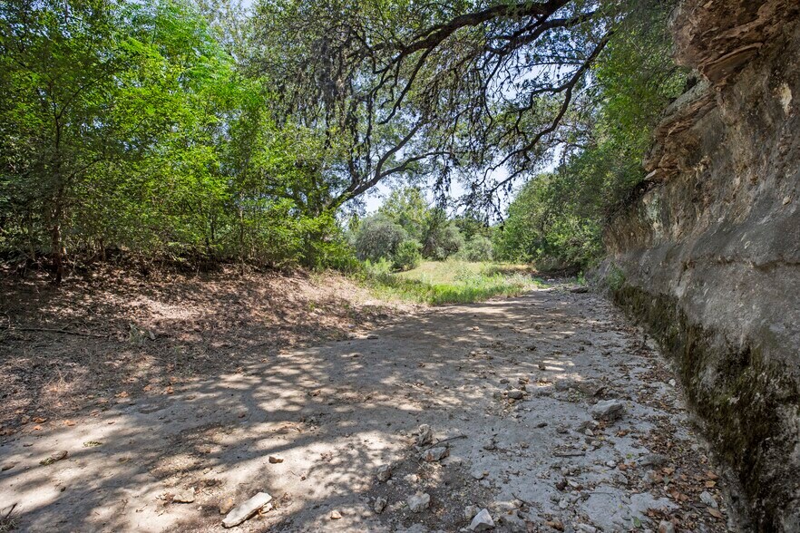 More Photos Of 13931 Old Scenic Loop Rd, Helotes Land For Sale