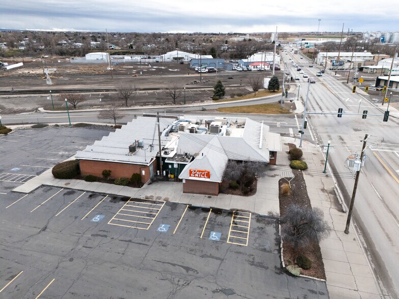 More Photos Of 545 Shoshone St S, Twin Falls Restaurant For Sale