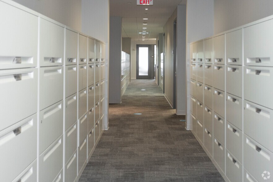 More Photos Of 50 Jericho Quadrangle, Jericho Office For Lease