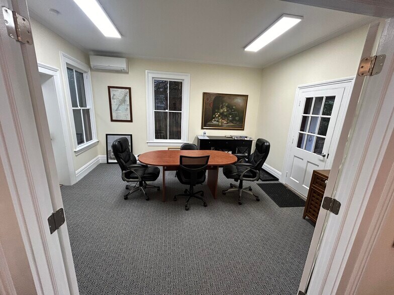 More Photos Of 70 E Main St, Oyster Bay Office Residential For Lease