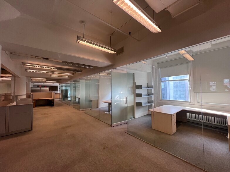 More Photos Of 535-547 W 45th St, New York Loft Creative Space For Lease