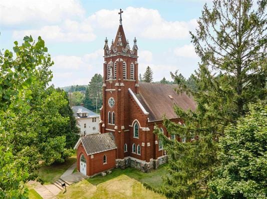 Primary Photo Of 121 N 5th Ave, Iron River Religious Facility For Sale