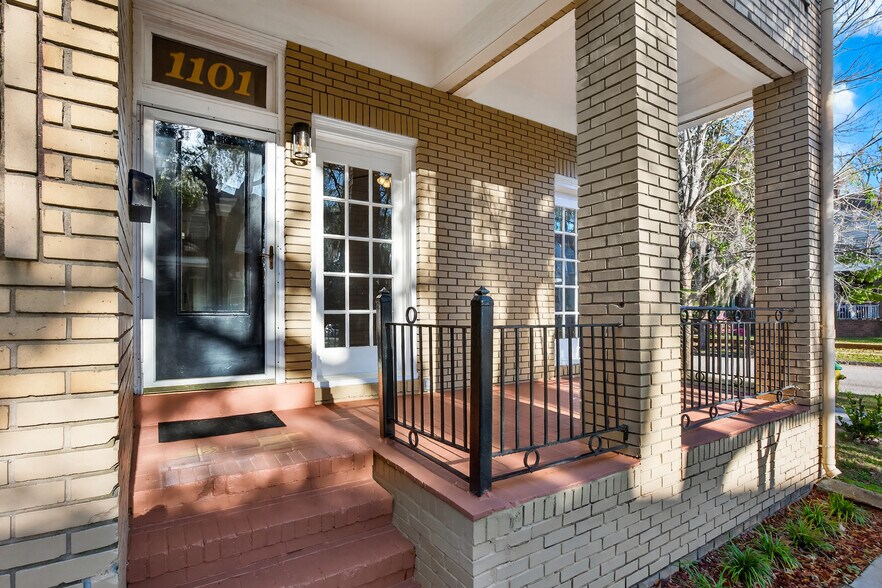 More Photos Of 923 E Park Ave, Savannah Apartments For Sale