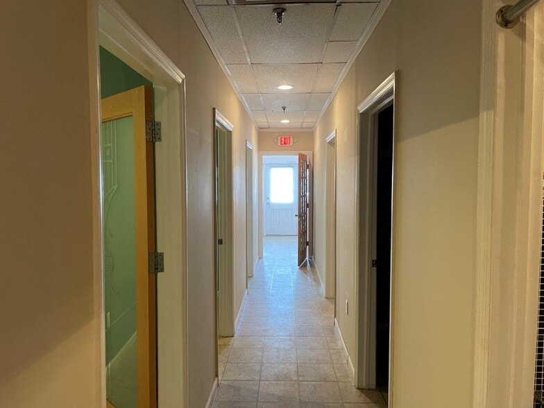 More Photos Of 2-12 Elizabeth St, Bethel Restaurant For Lease