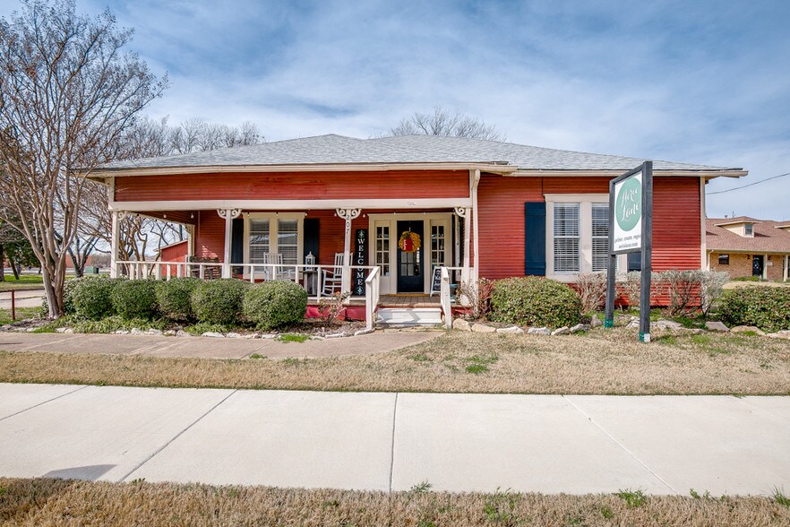 More Photos Of 207 Laurence Dr, Heath Office For Lease