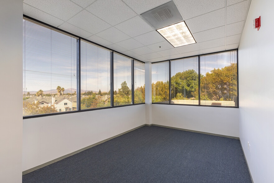 More Photos Of 333 Sunset Ave, Suisun City Medical For Lease