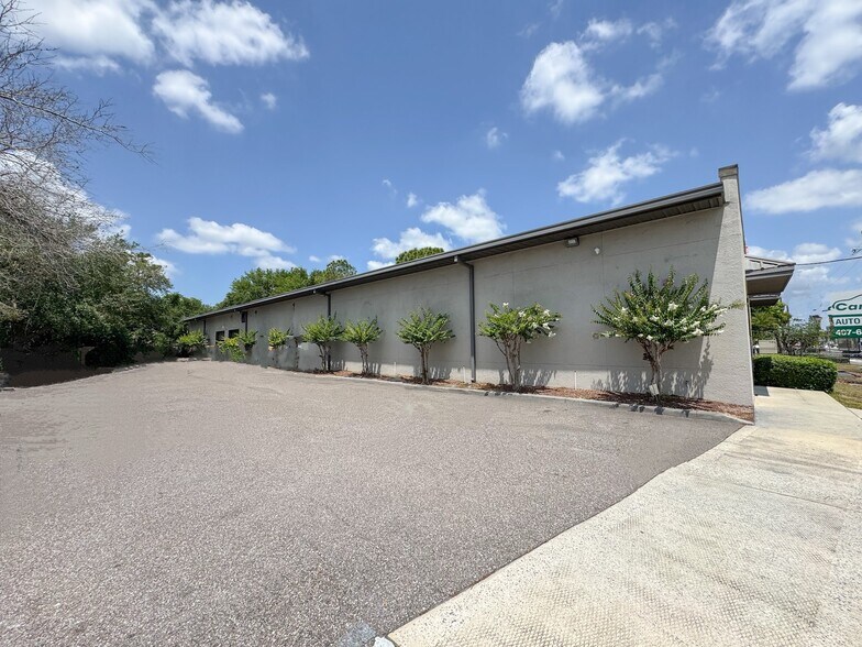 More Photos Of 540 N Goldenrod Rd, Orlando Industrial For Sale