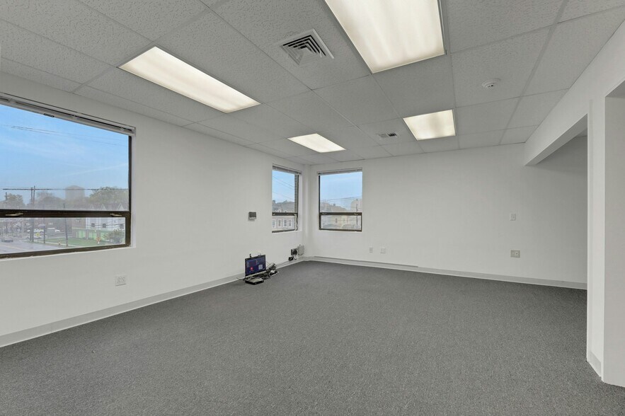 More Photos Of 117 Central Ave, Hackensack Office Residential For Lease