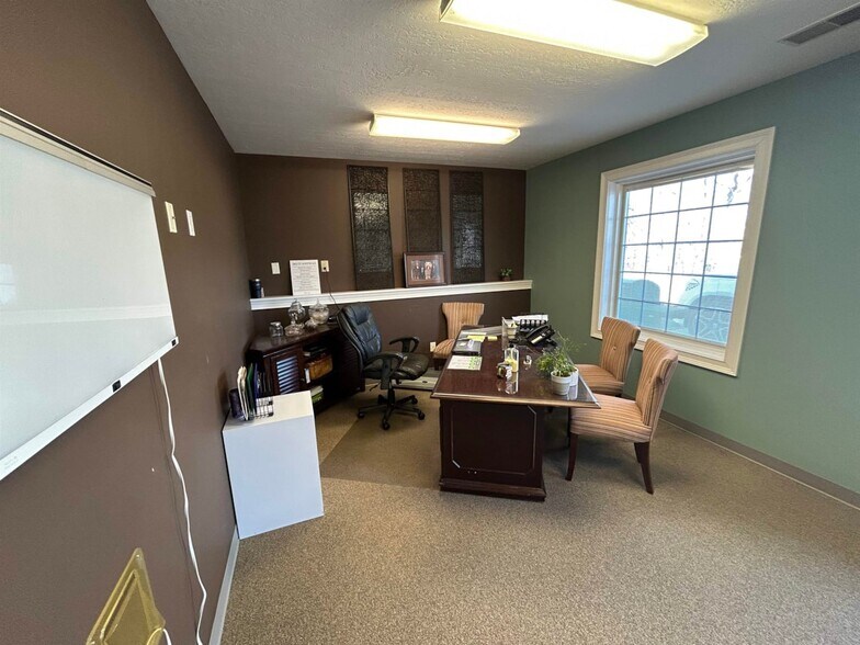 More Photos Of 10015 Main St, Whitesville General Retail For Lease