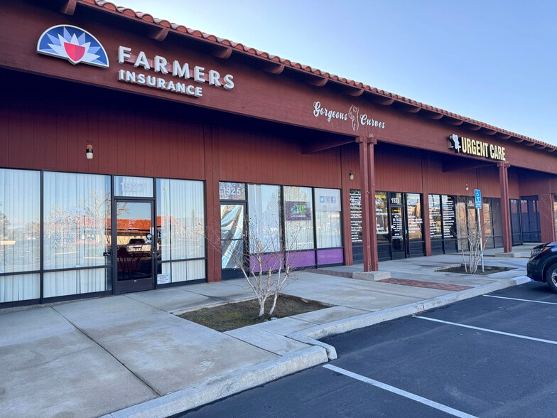 More Photos Of 1915-1989 W Avenue L, Lancaster Unknown For Lease