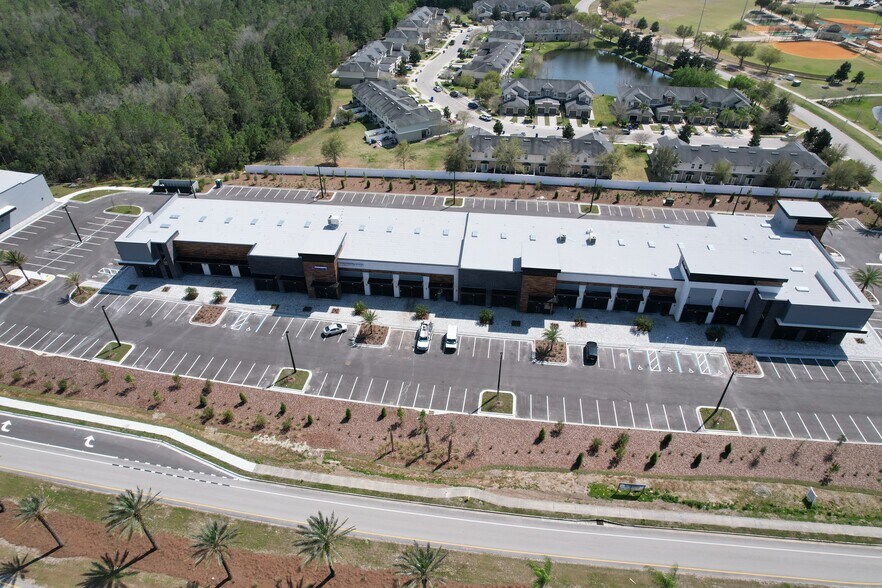 More Photos Of 3655 Longleaf Pine Pkwy, Saint Johns General Retail For Lease