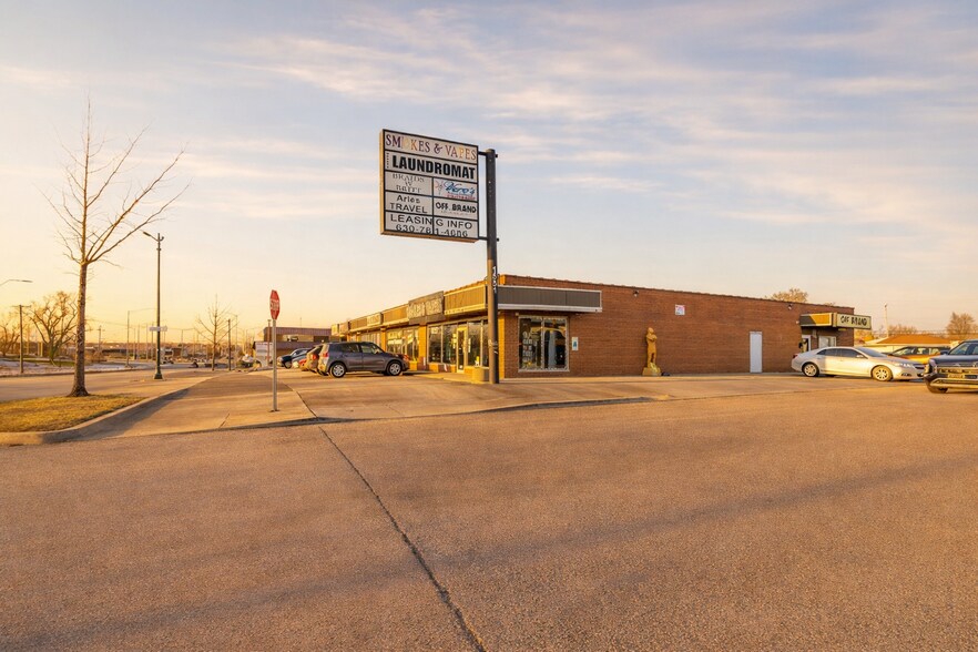 Primary Photo Of 1551 Plainfield Rd, Joliet Freestanding For Lease