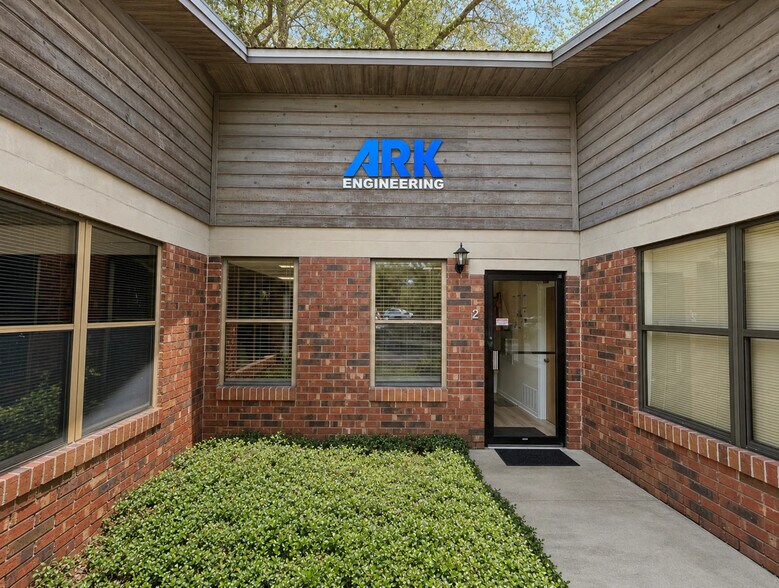 Primary Photo Of 2731 NW 41st St, Gainesville Medical For Sale