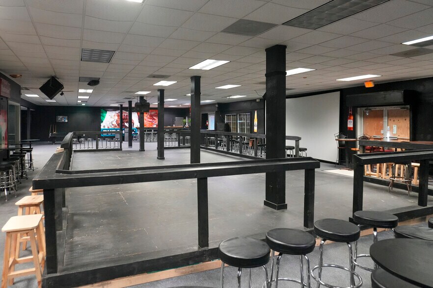 More Photos Of 4243 S Port Ave, Corpus Christi Freestanding For Lease