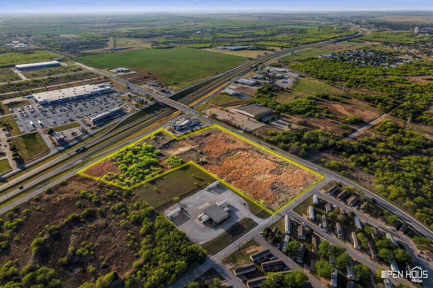 More Photos Of 2221 Airport Dr, Wichita Falls Land For Sale