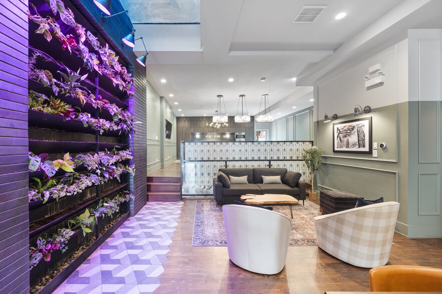 More Photos Of 2521 N Halsted St, Chicago Apartments For Lease