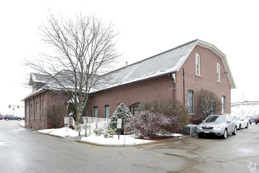 Primary Photo Of 24 Bridge St, Concord Office For Lease