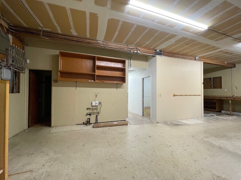 More Photos Of 359-363 Merchant St, Vacaville Storefront Retail Office For Lease