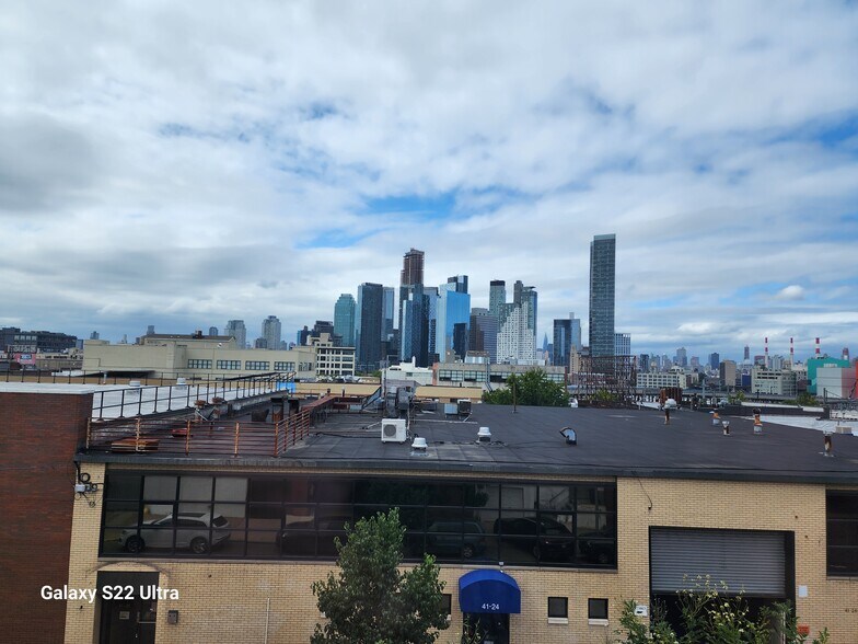 More Photos Of 4133 38th St, Long Island City Warehouse For Sale