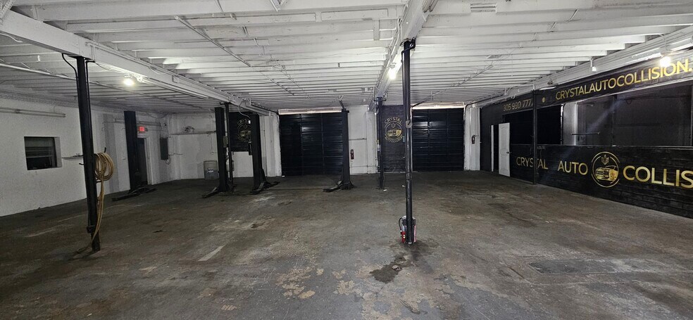 More Photos Of 1346 S Dixie Hwy, Hollywood Warehouse For Sale