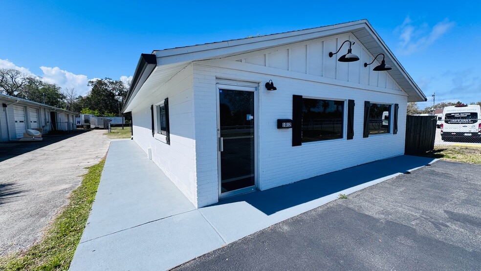 More Photos Of 1012 N Nova Rd, Daytona Beach Industrial For Sale