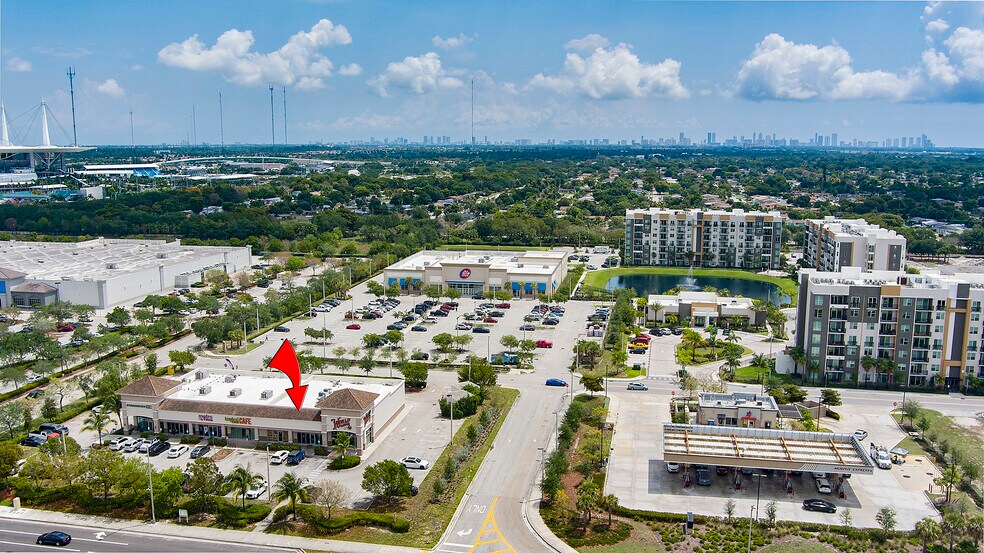 More Photos Of 19401 NW 27th Ave, Miami Gardens General Retail For Sale