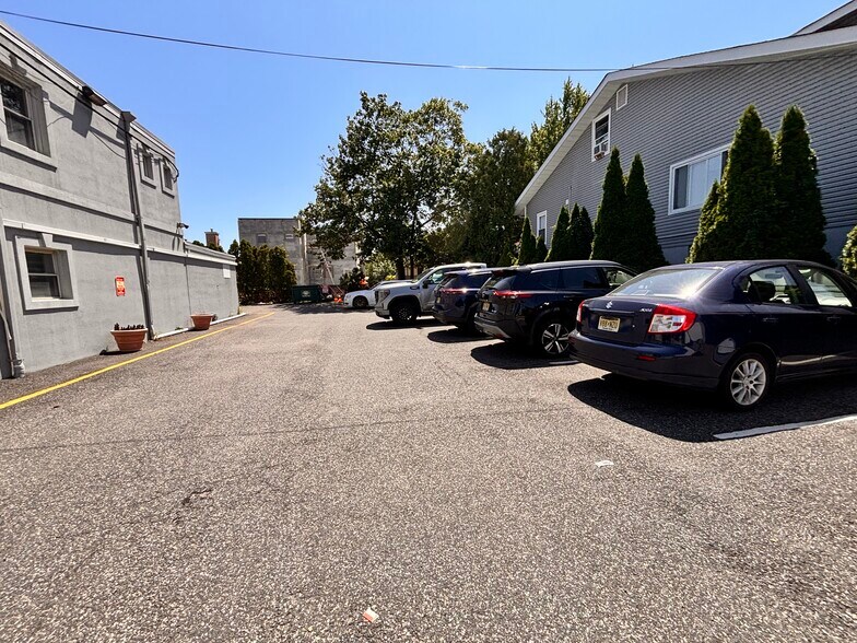 More Photos Of 742 Bergen Blvd, Ridgefield Loft Creative Space For Lease