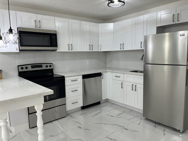 More Photos Of 1106 NE 5th Ave, Fort Lauderdale Apartments For Sale