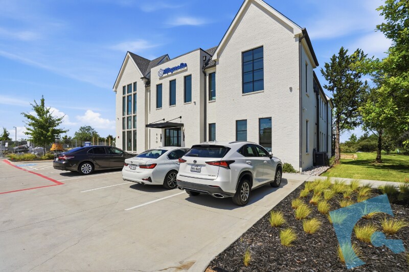 More Photos Of 860 S Village Center Dr, Southlake Office For Lease