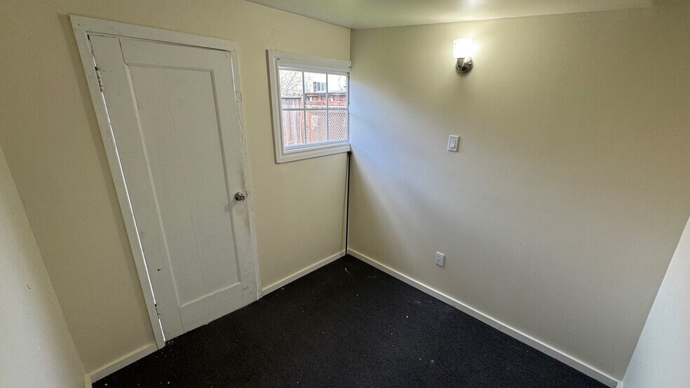 More Photos Of 6258 3rd St, San Francisco Storefront Retail Residential For Lease