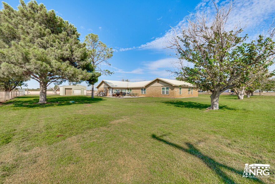 More Photos Of 5100 FM 715, Midland Warehouse For Sale