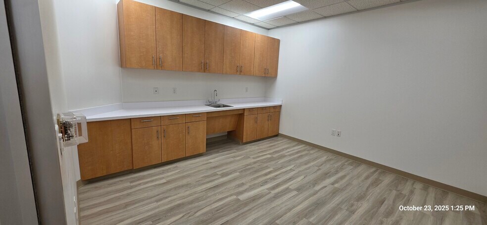 More Photos Of 3900 Essex Ln, Houston Office For Lease