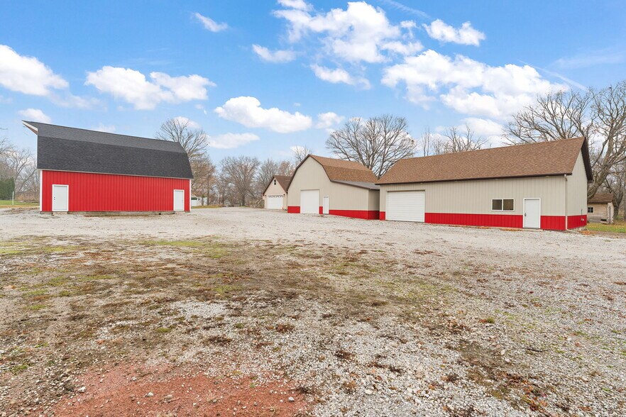 Primary Photo Of 345 N 400 E, Valparaiso Warehouse For Lease