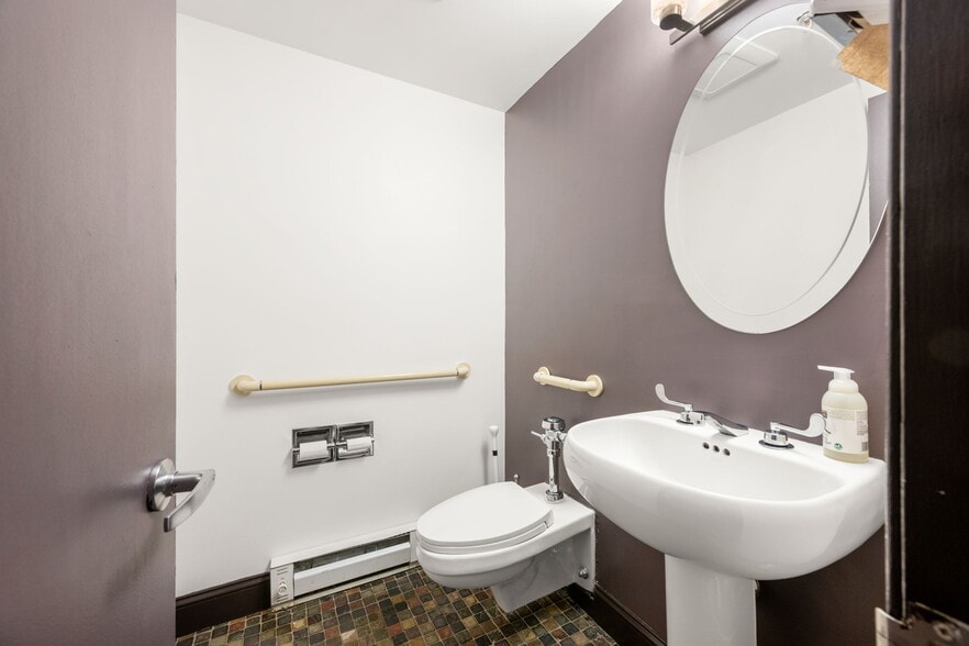 More Photos Of 1776 Massachusetts Ave, Cambridge Office Residential For Sale