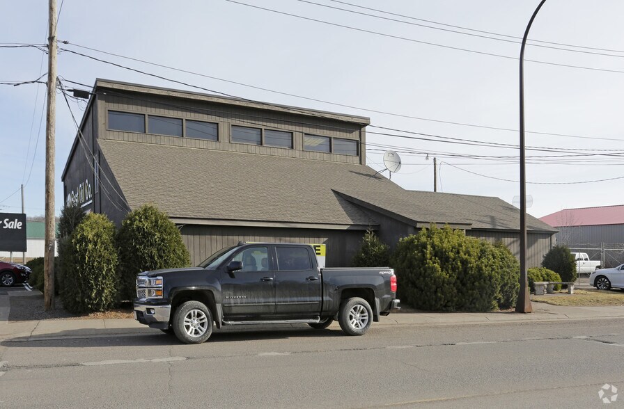More Photos Of 30 8th St N, Cloquet Office For Sale