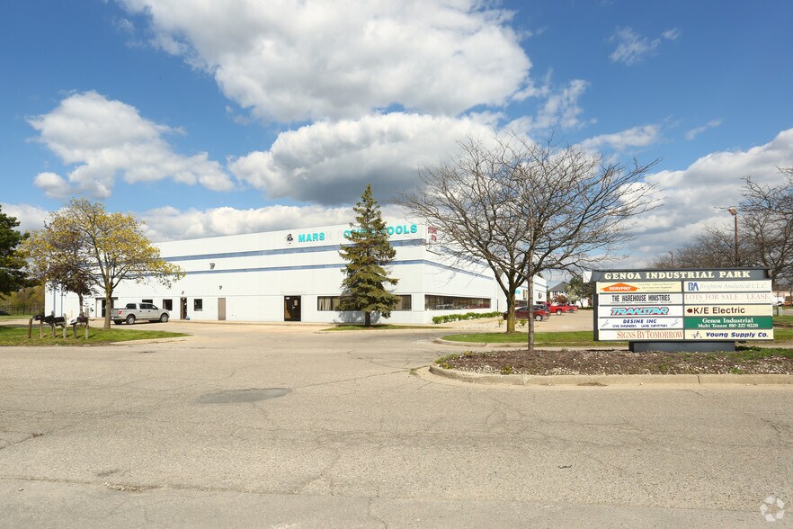 More Photos Of 7181-7207 Grand River Rd, Brighton Flex For Lease