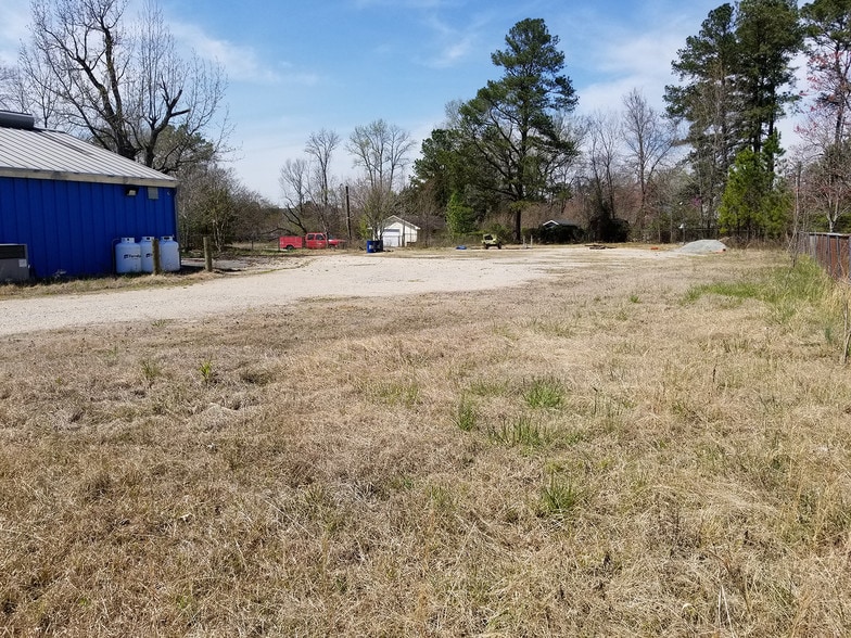 More Photos Of 937 N Brightleaf Blvd, Smithfield Light Distribution For Sale