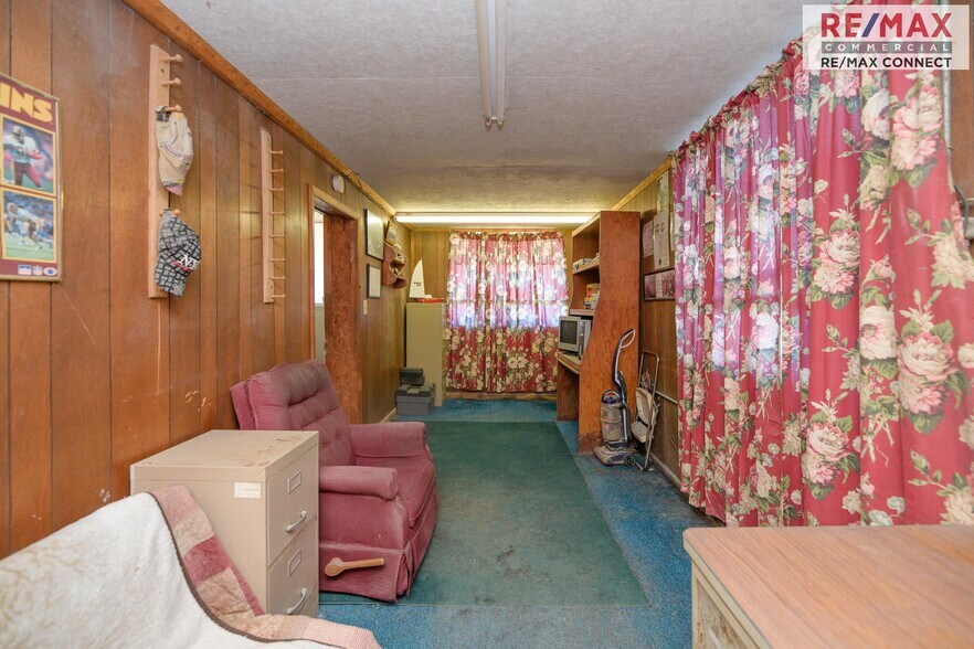 More Photos Of 7826 Warwick Blvd, Newport News General Retail For Sale