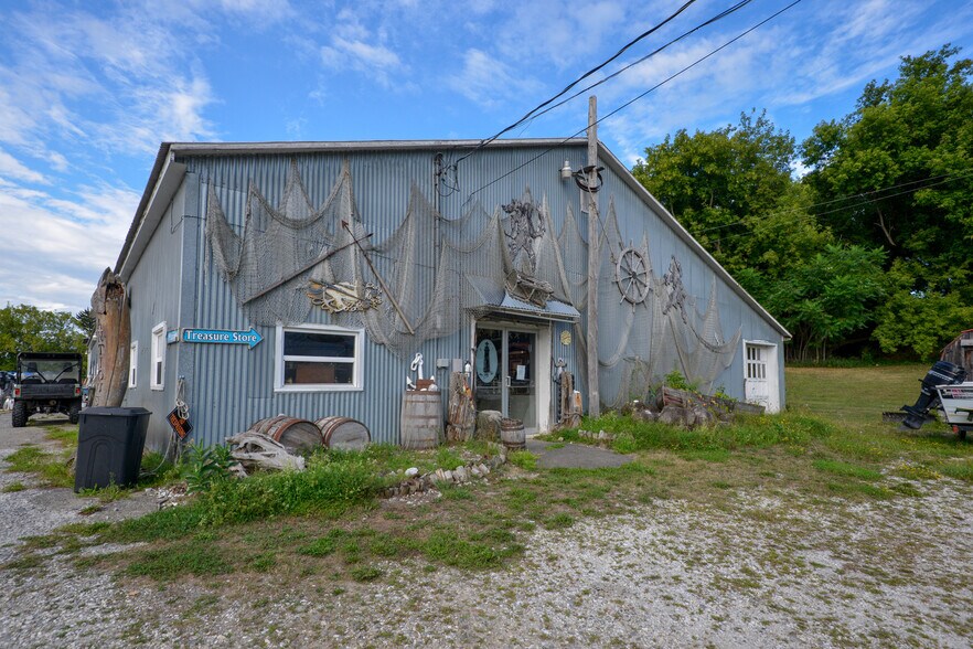 More Photos Of 3675 County Route 6, Hammond Shipyard For Sale