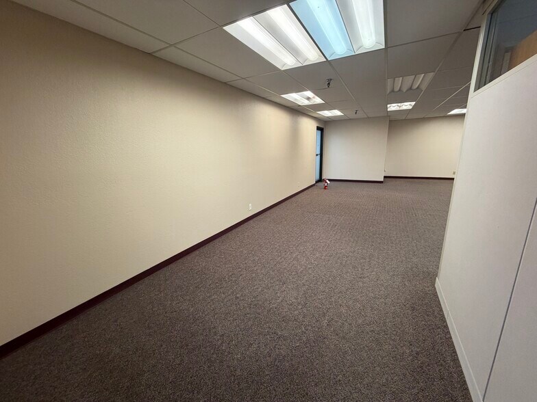 More Photos Of 1301 Huffman Rd, Anchorage Medical For Lease