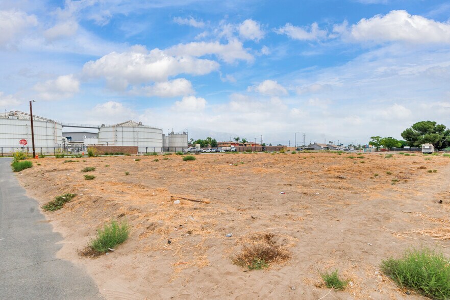 More Photos Of 8053 Del Rosa Avenue, San Bernardino Land For Sale