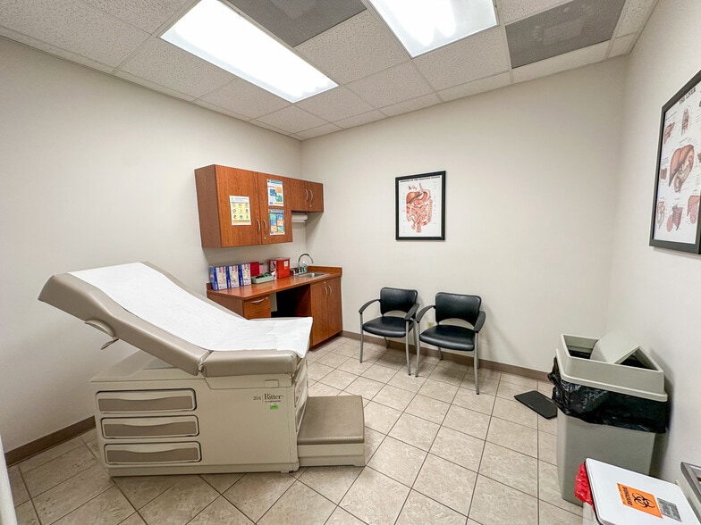 More Photos Of 3467 W Hillsboro Blvd, Deerfield Beach Medical For Sale